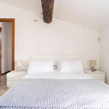 Chess House Apartamento Azzano Mella
