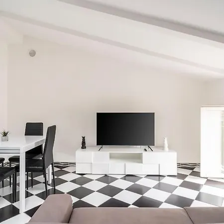 Chess House Apartamento Azzano Mella